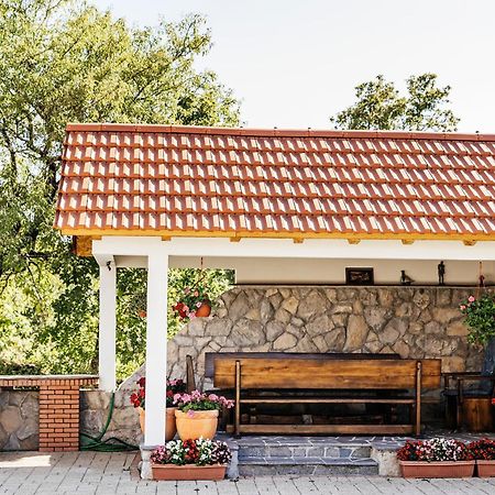 Villa Stillness Cista Provo Exterior photo